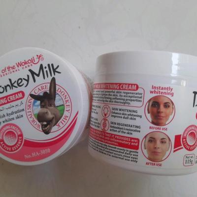 کرم سفید کننده شیر الاغ