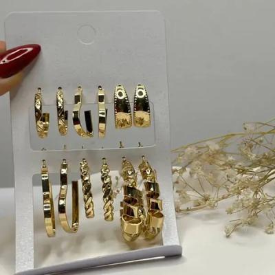 گوشواره پکی طلایی کد 08