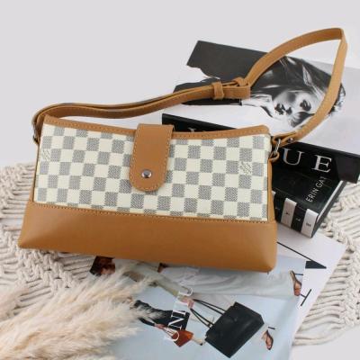 کیف پاسپورتی زنانه