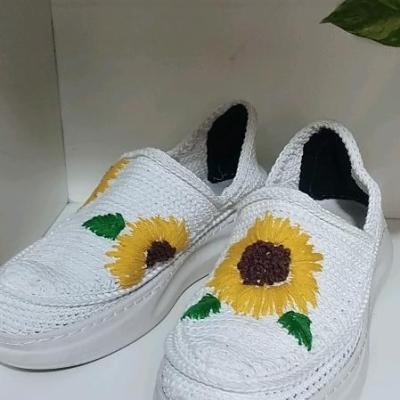 گیوه آفتابگردان