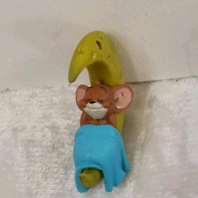 فیگور جری روی ماه اورجینال و کیوت