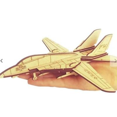 پازل چوبی سه بعدی جنگنده با باله های متحرک-158050