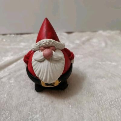 مجسمه بامزه ی بابانوئل کپل با کیفیت و جذاب