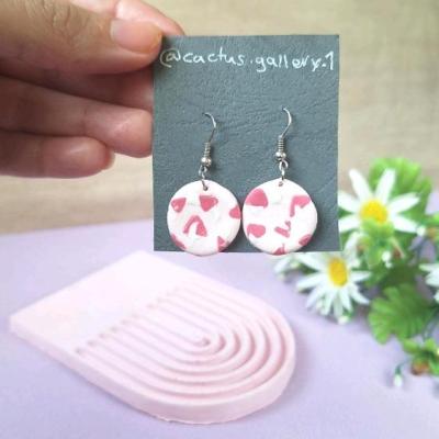 گوشواره خمیری خالدار صورتی