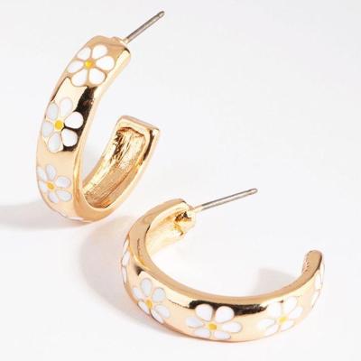 گوشواره بابونه