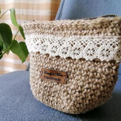 کیف آرایشی کنفی