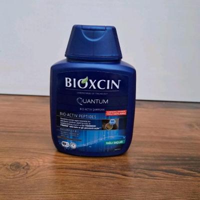 شامپو ضد ریزش و تقویت کننده مدل کوانتوم بیوکسین مخصوص موی چرب 300 میل