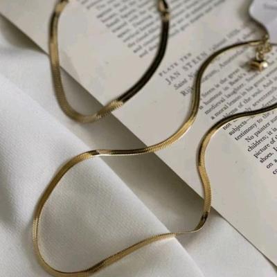 ست گردنبند و دستبند ماری طلایی